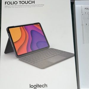 NIB Logitech Folio Touch keyboard case w/ smart connector technology (Gray)